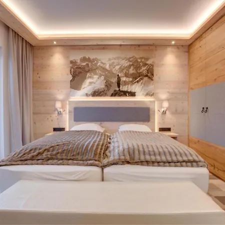 Remy Mountain View---contact #whatsap Before Booking # -i-43--681--8157--1600- Chalet Kirchberg in Tirol